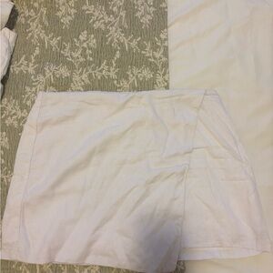 Abercrombie & Fitch White Wrap-Front Skort
